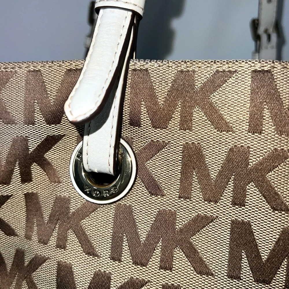Michael‎ Kors Signature Jet Set Canvas Tote Shoulder Bag  Brown